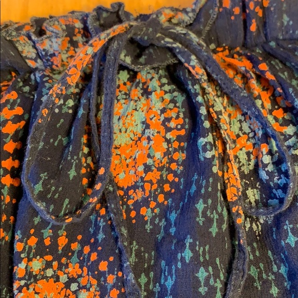 Decree Ruched Ruffle Top - Picture 3 of 5